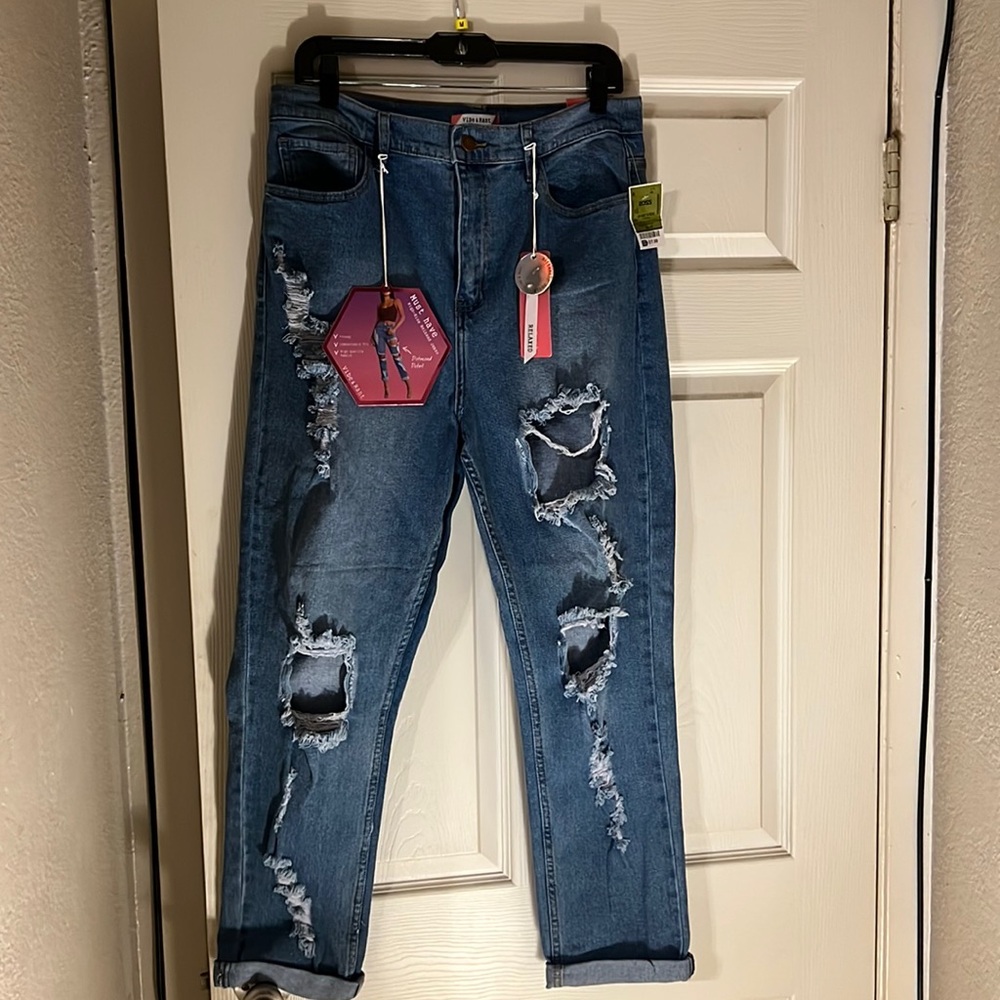 New Vibe and Rant high rise relaxed jeans